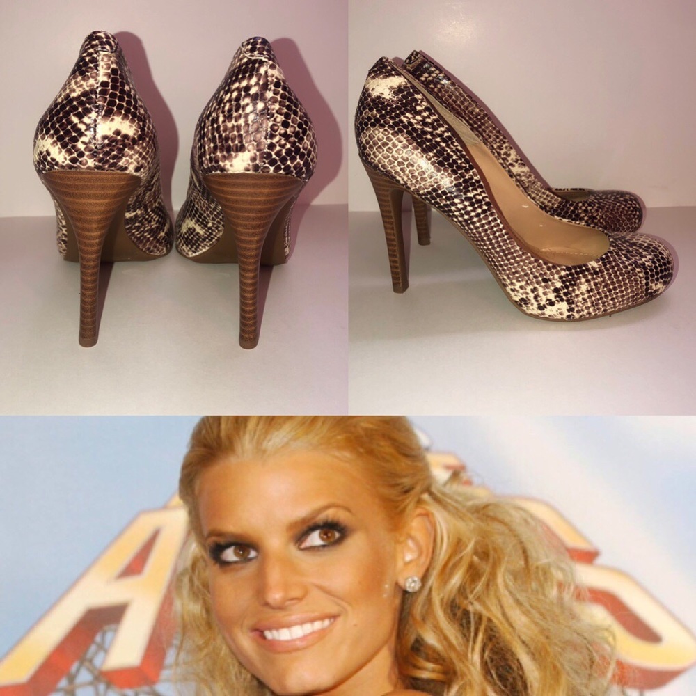 New Jessica Simpson Snakeskin Round Toe Pump Heel - Picture 1 of 8
